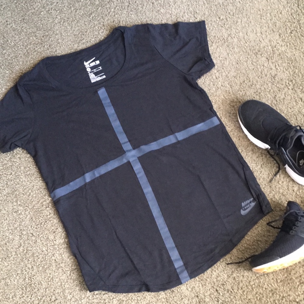 Nike Tee